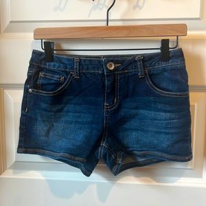 Justice denim shorts (junior size 14)